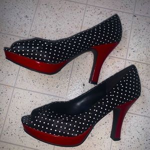 Madden Girl Pumps Size 6 1/2